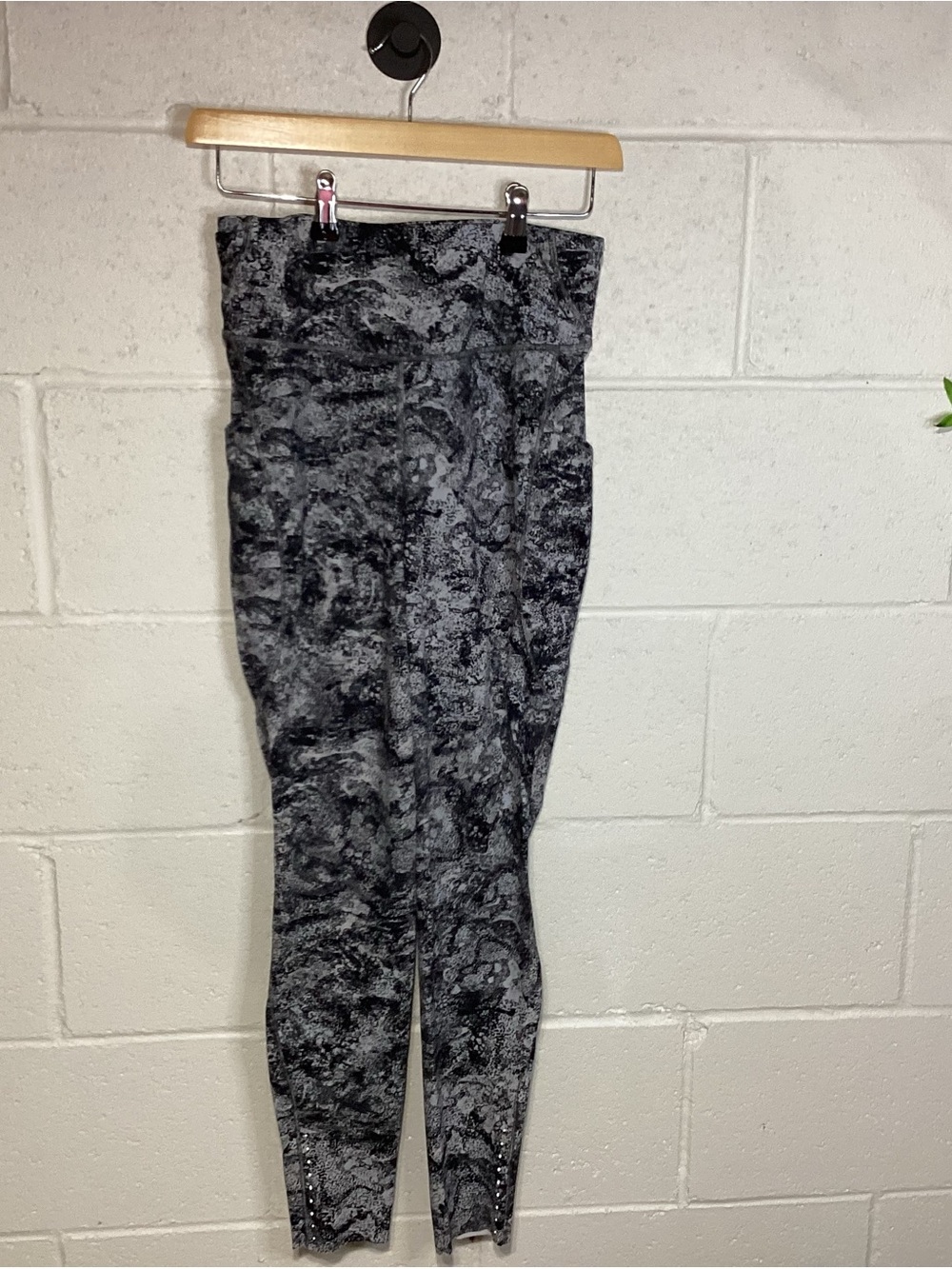 Lululemon Athletica Marble-Print High-Rise Jeggings - Black/Grey